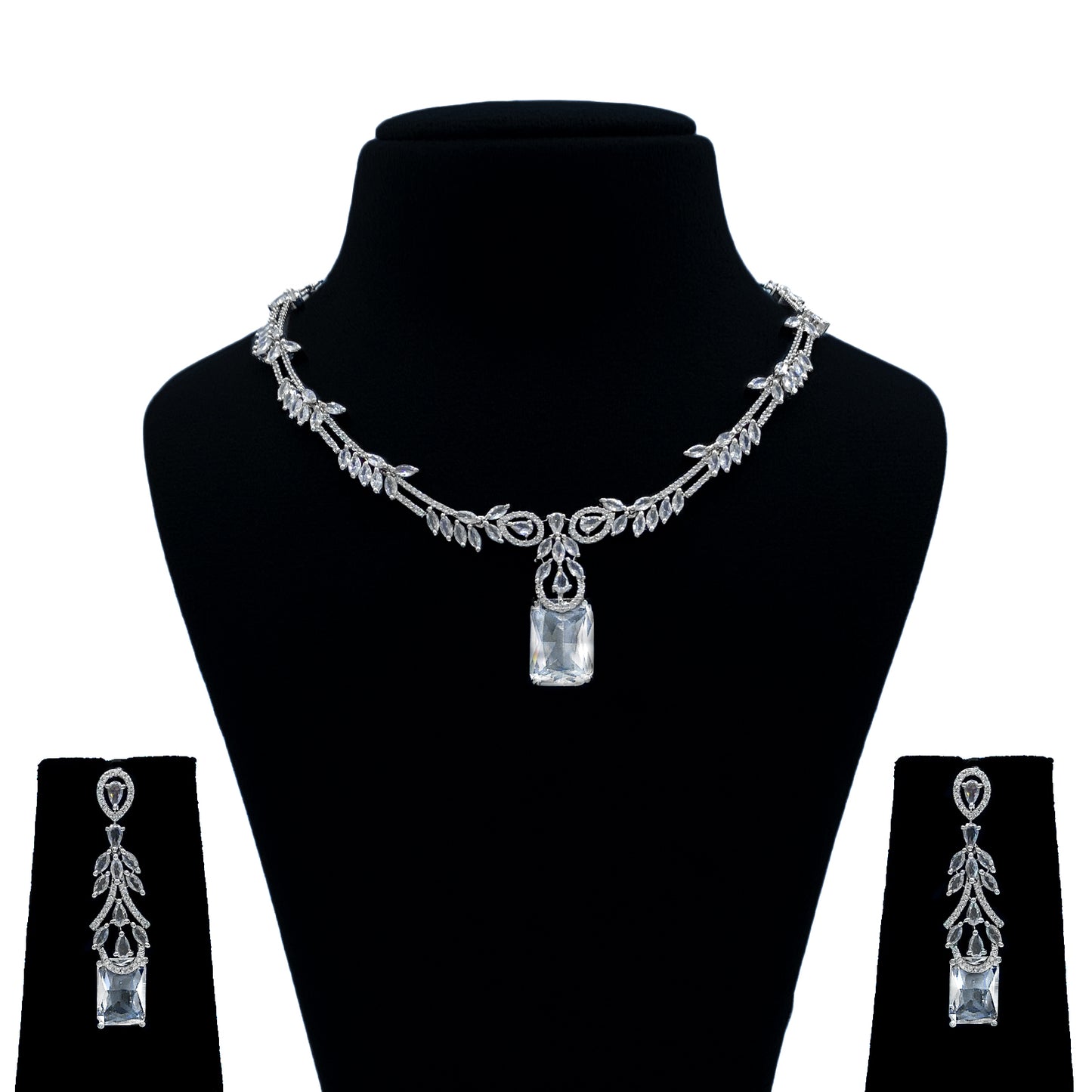Baaniz Neelima AD Studded Necklace Set