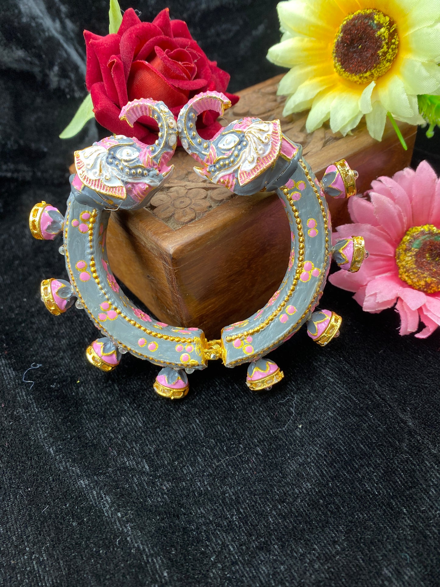 Kundan Meenakari Kada for Woman - Free size (SUJ12-0102)