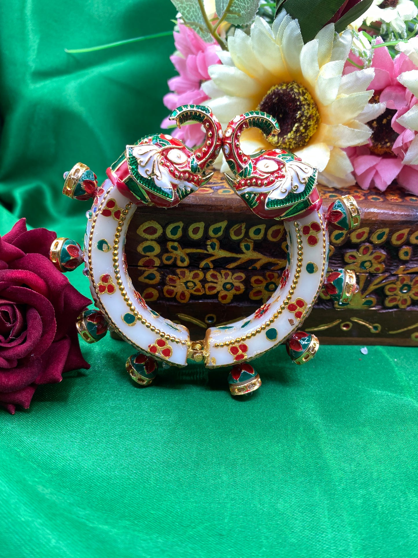 Kundan Meenakari Kada for Woman - Free size (SUJ12-0102)